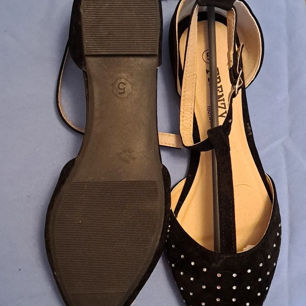 Shoes - Picture 2 of 2